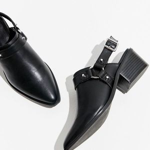 Urban Outfitters Black UO Willa Harness Mule 7